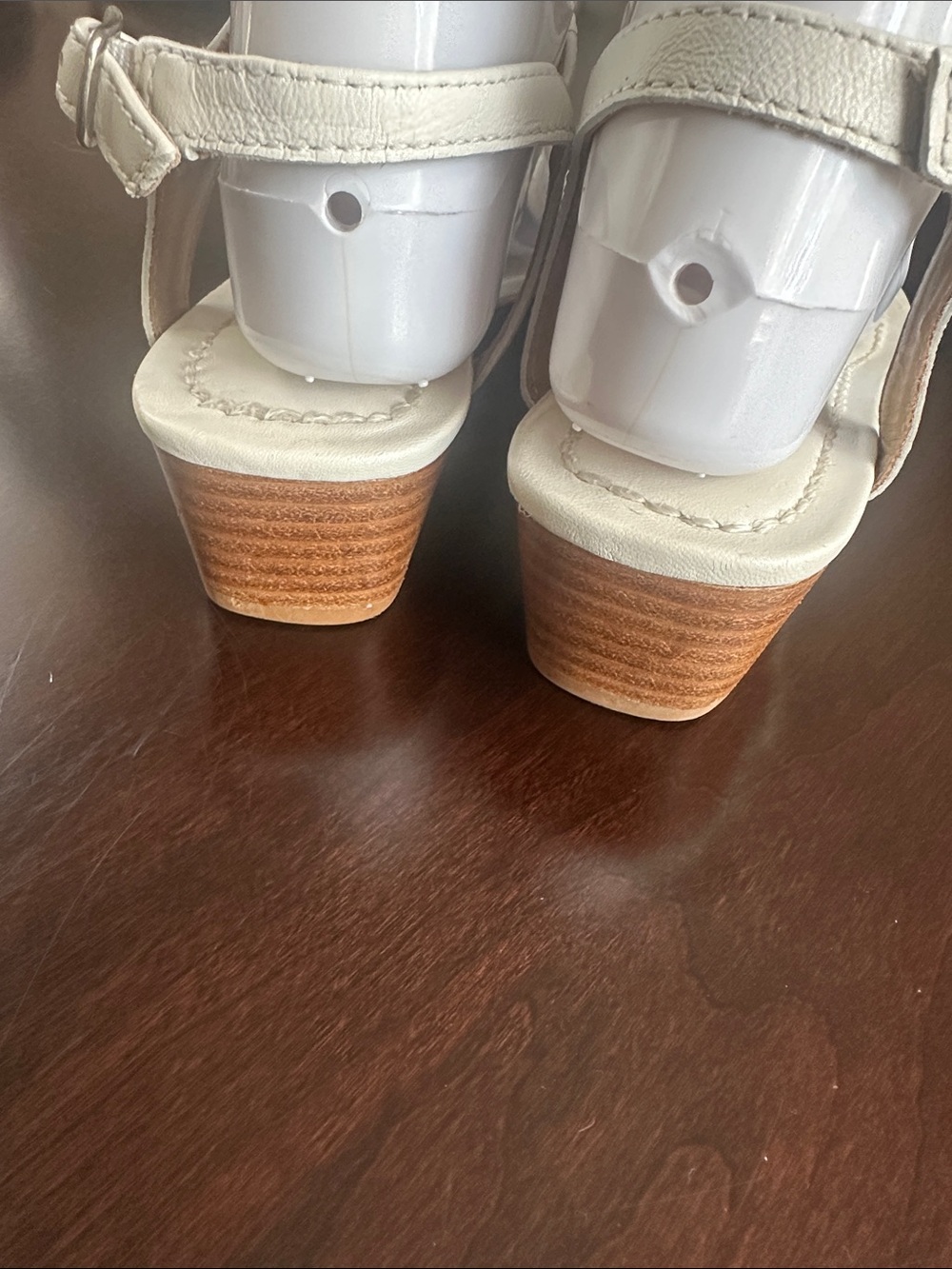 Bernardo Womens Off White Leather Gala Sandal Stacked Heel Size 8.5 Minimalist - Picture 5 of 13